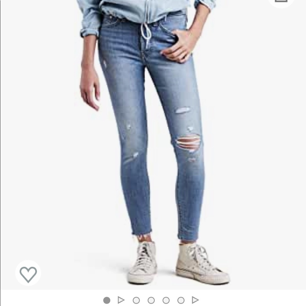 Levi’s high rise wedgie skinny jeans